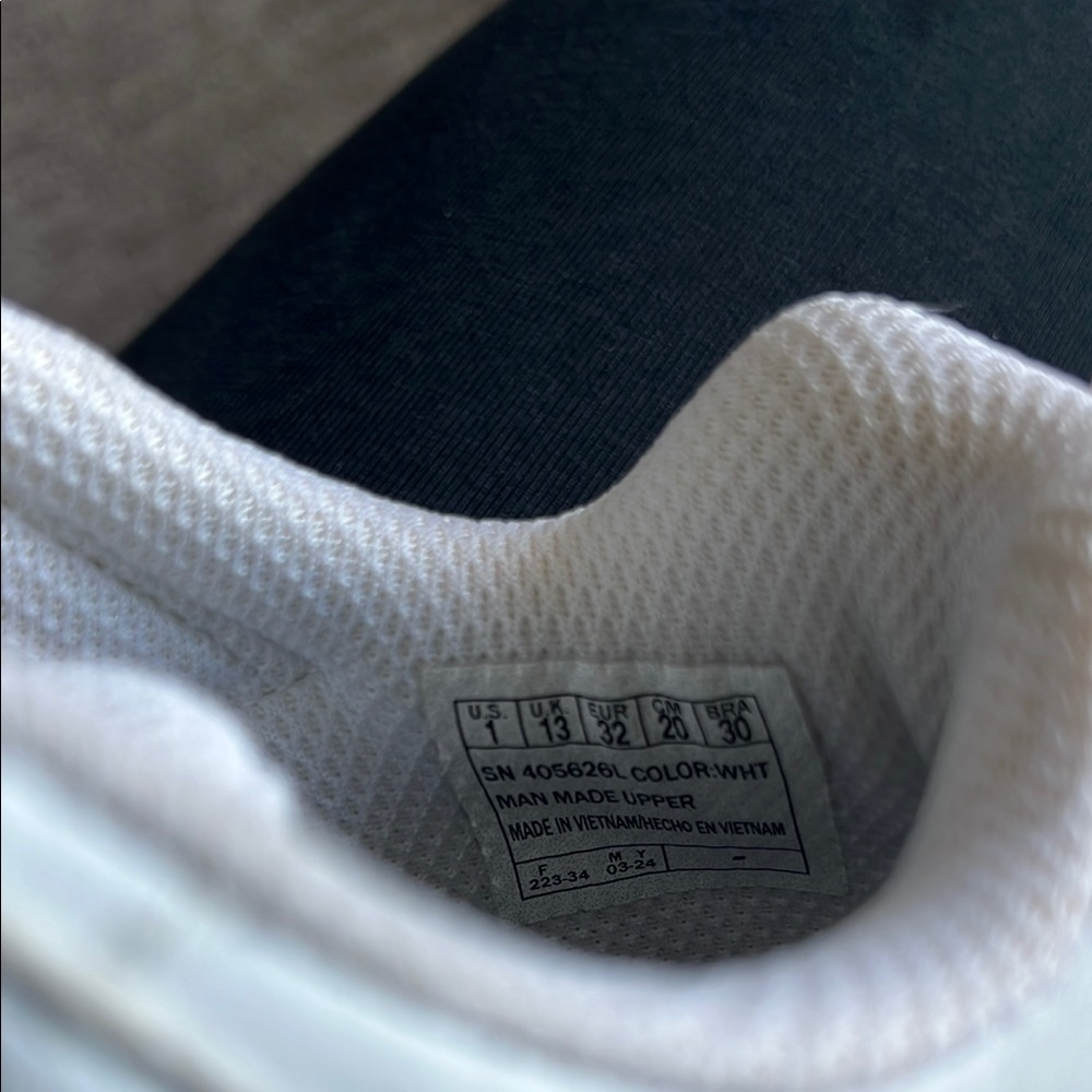 Skechers White Sneakers with Velcro Strap and Chunky Sole - Picture 6 of 6